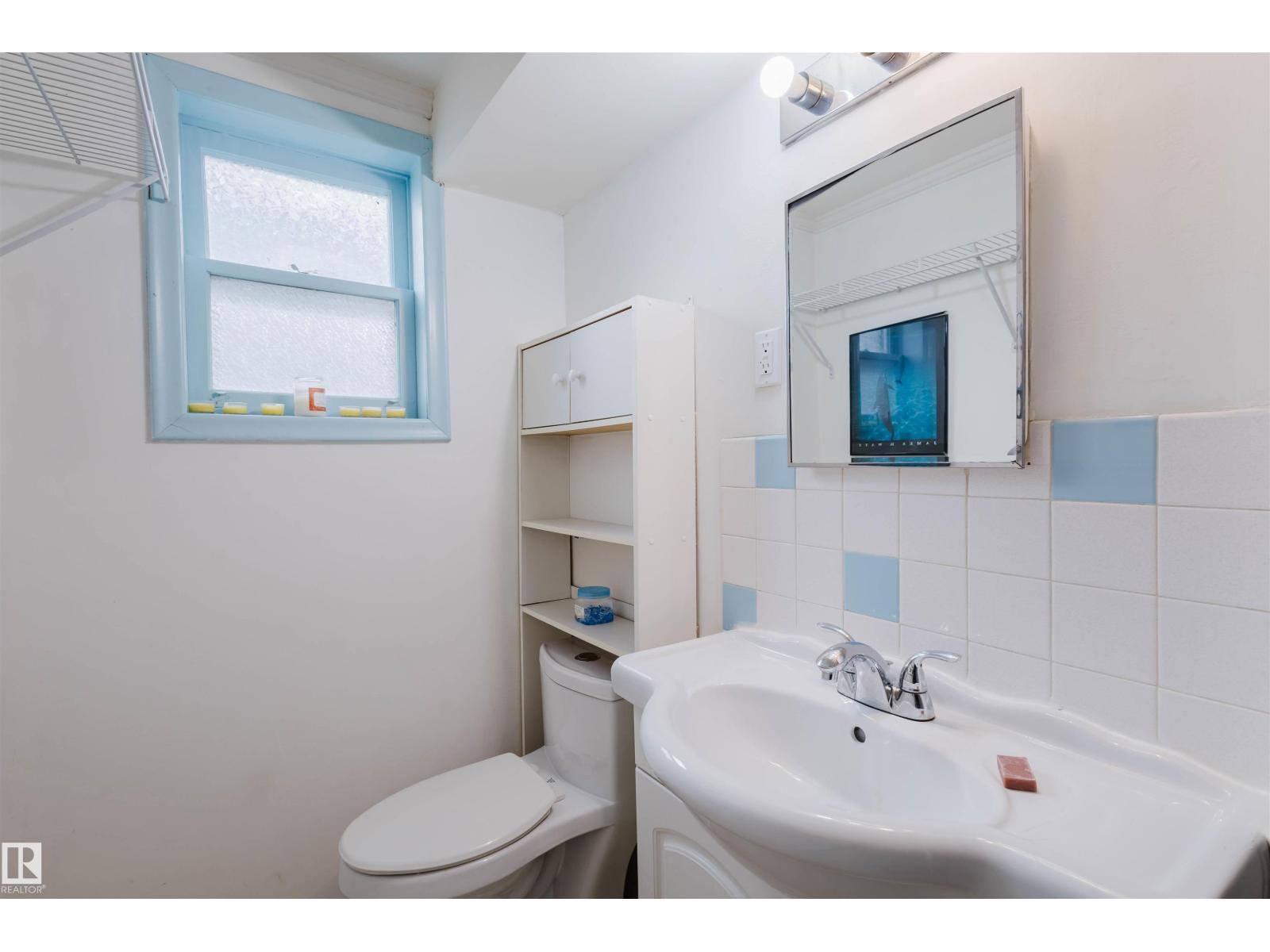 10511 80 ST NW - 31