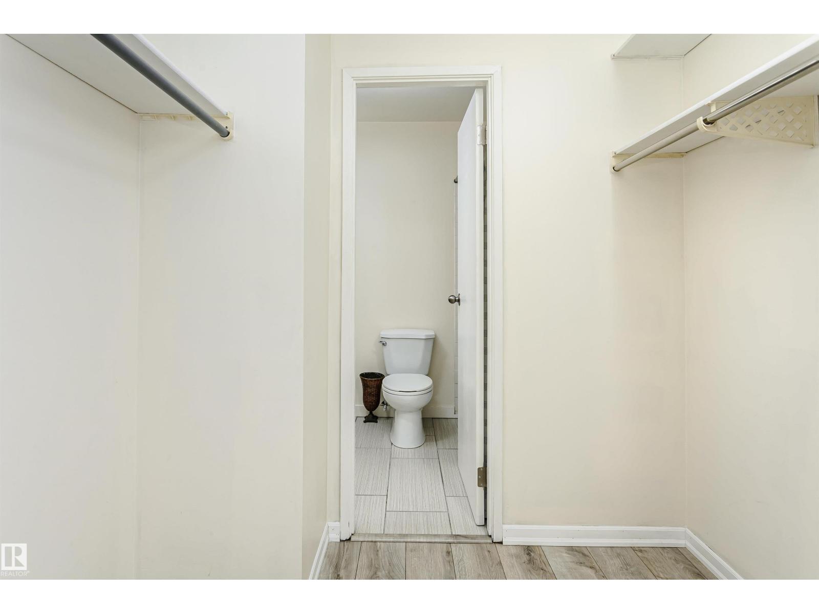 9221 172 ST NW - 31