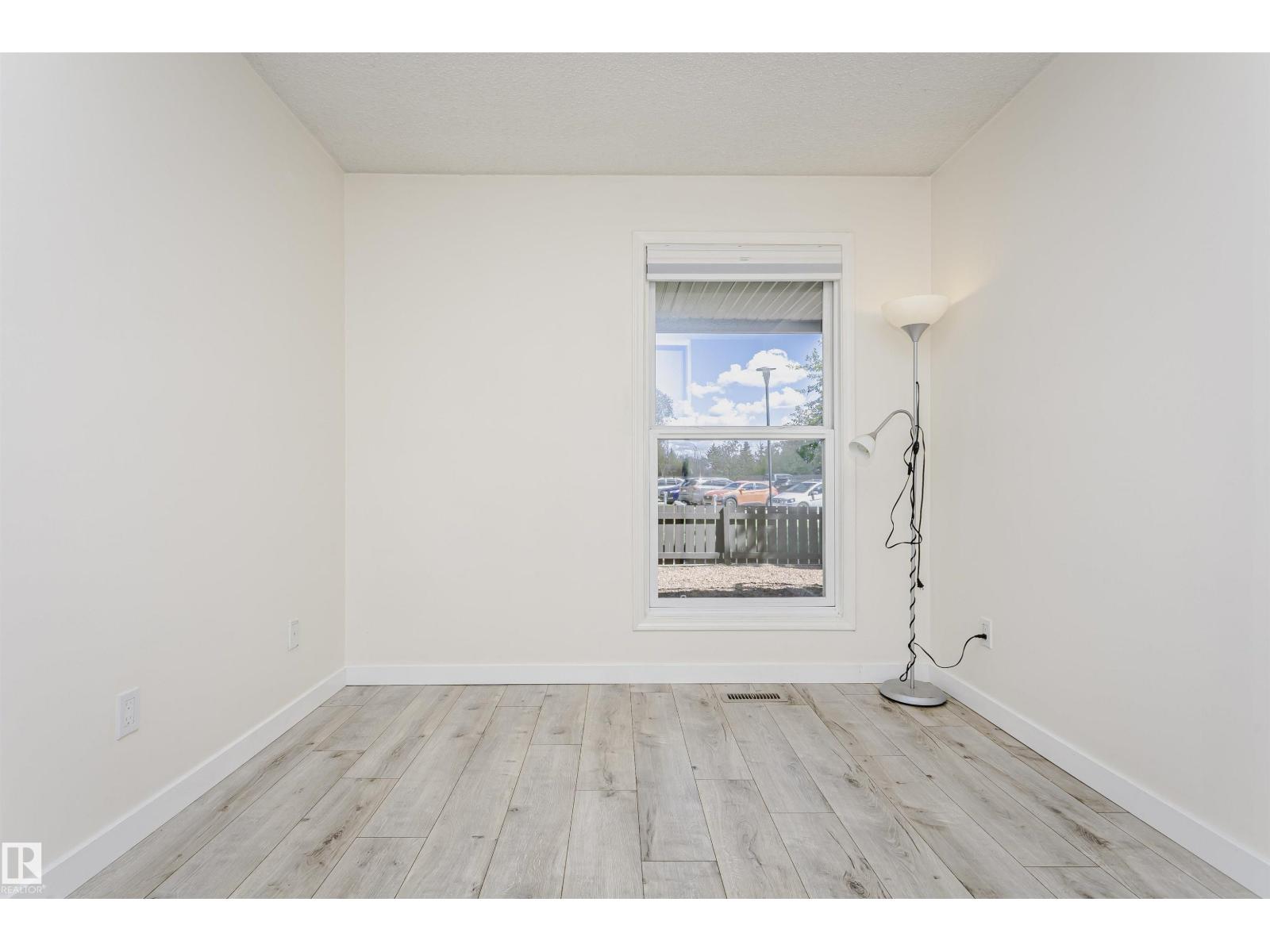 9221 172 ST NW - 36