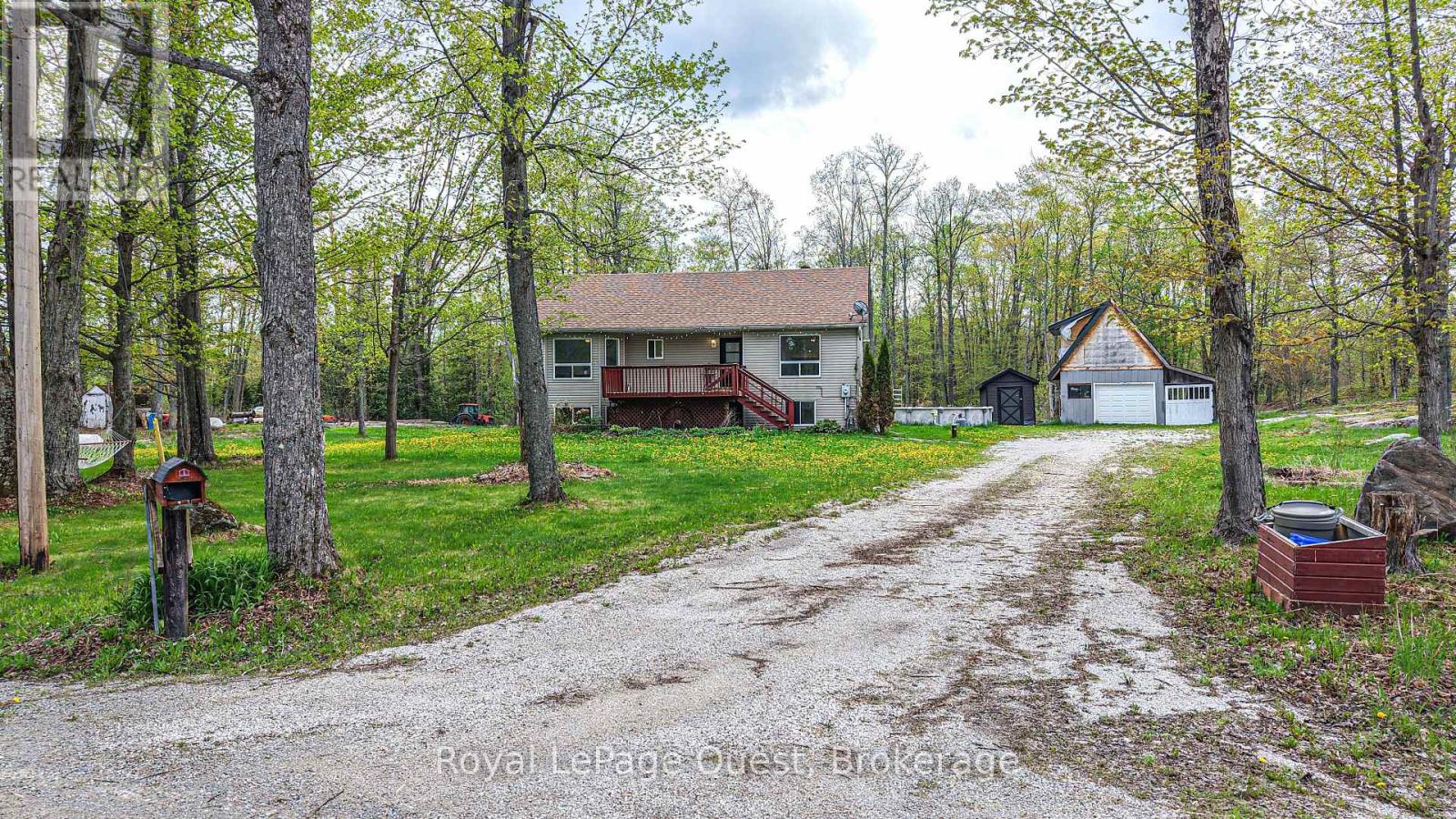 137 MORTON LANE - Image 3