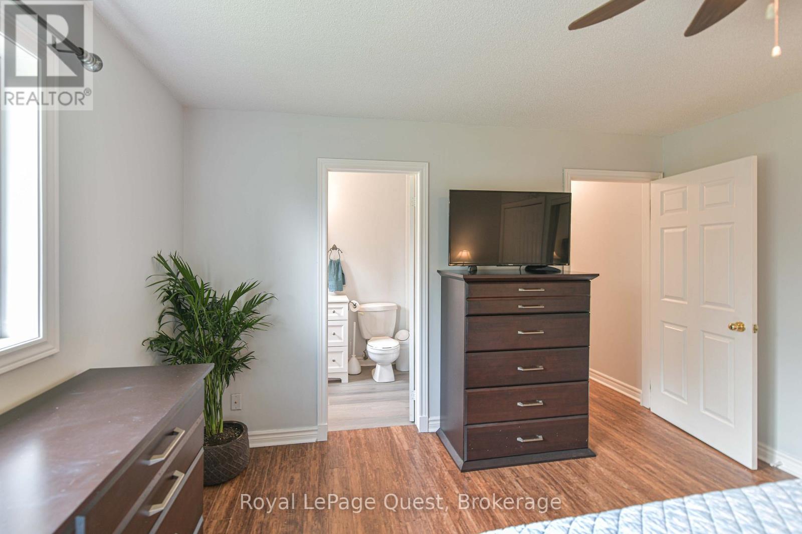 137 MORTON LANE - 30
