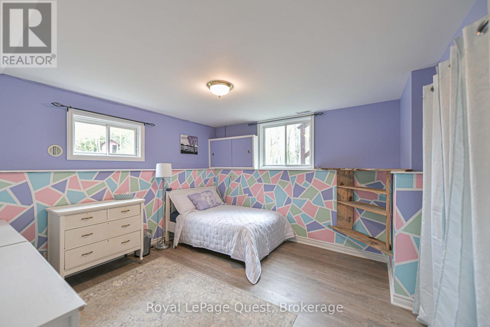 137 MORTON LANE - 36