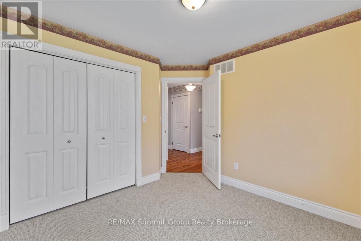 225518 SOUTHGATE ROAD 22 - 15