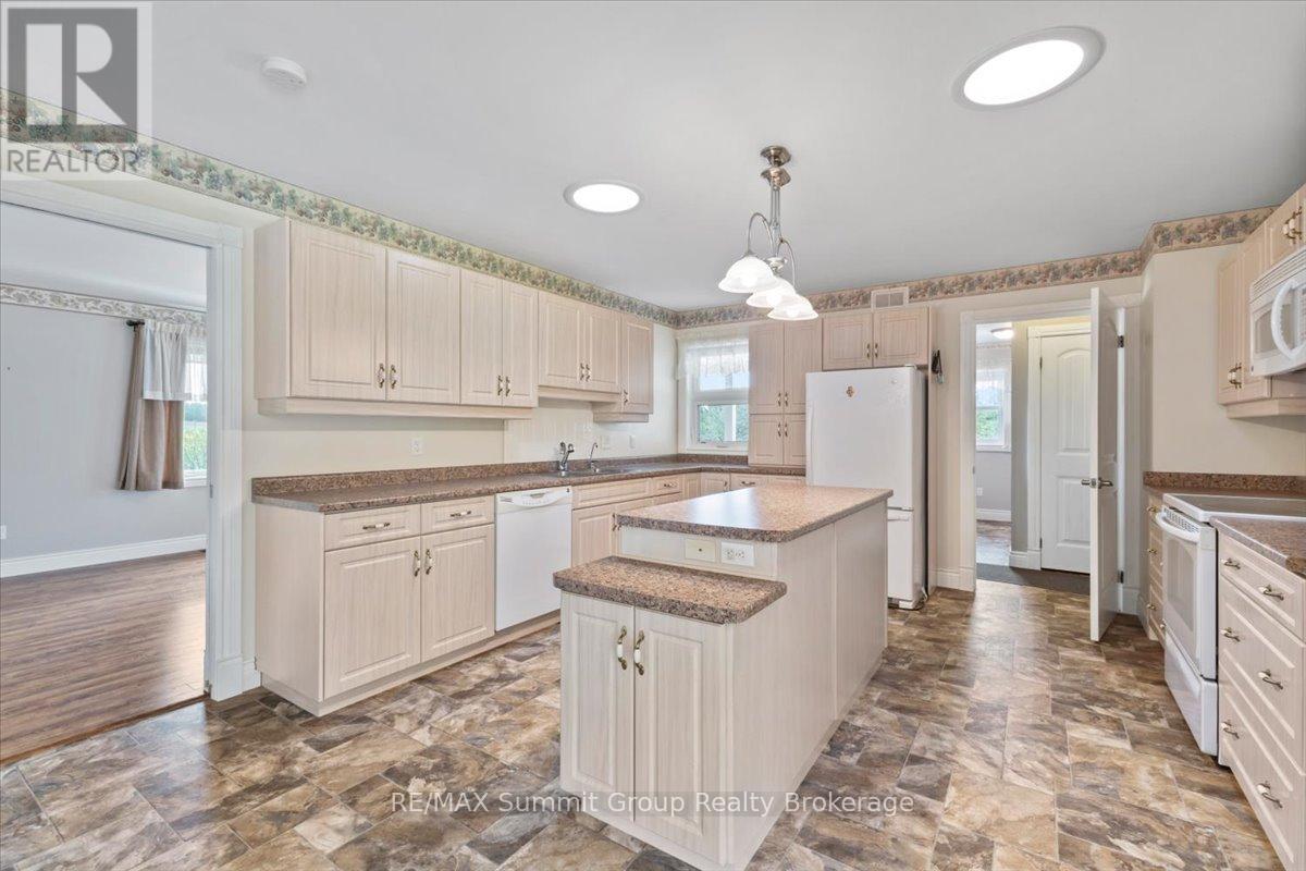 225518 SOUTHGATE ROAD 22 - 4