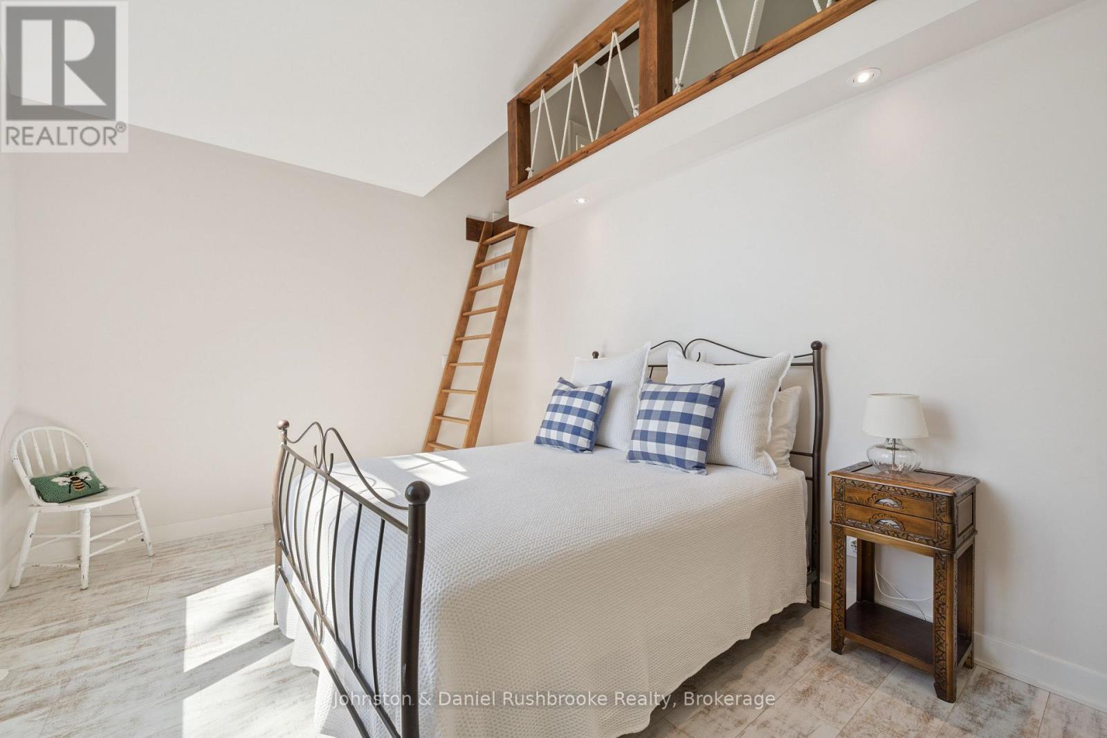 1911 MORTIMERS POINT ROAD - 34