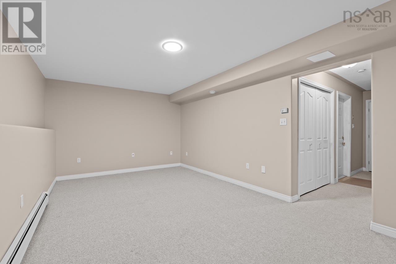 24 Rosehurst Close - 33