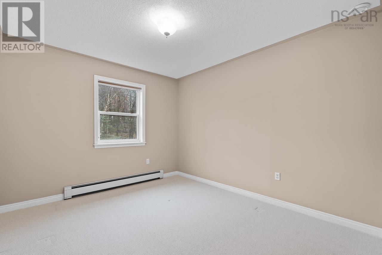 24 Rosehurst Close - 22