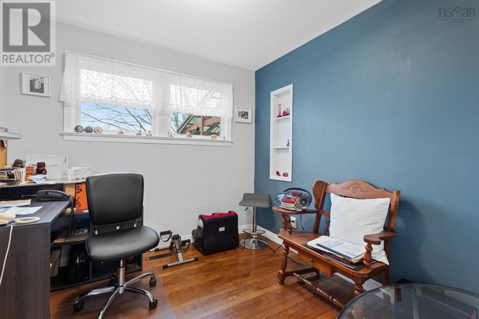 56 Raymond Drive - 12