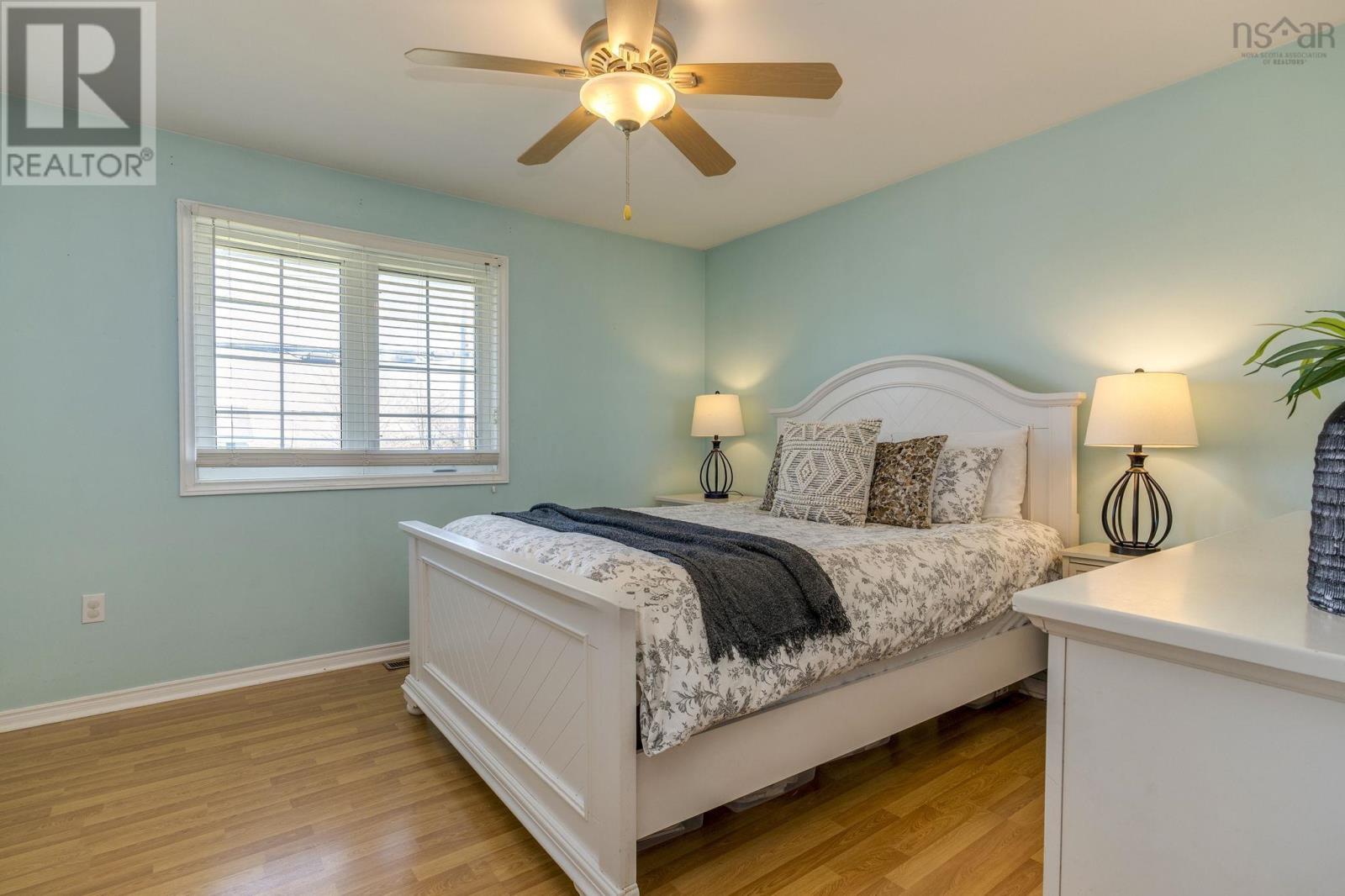 107 Shrewsbury Road - 18