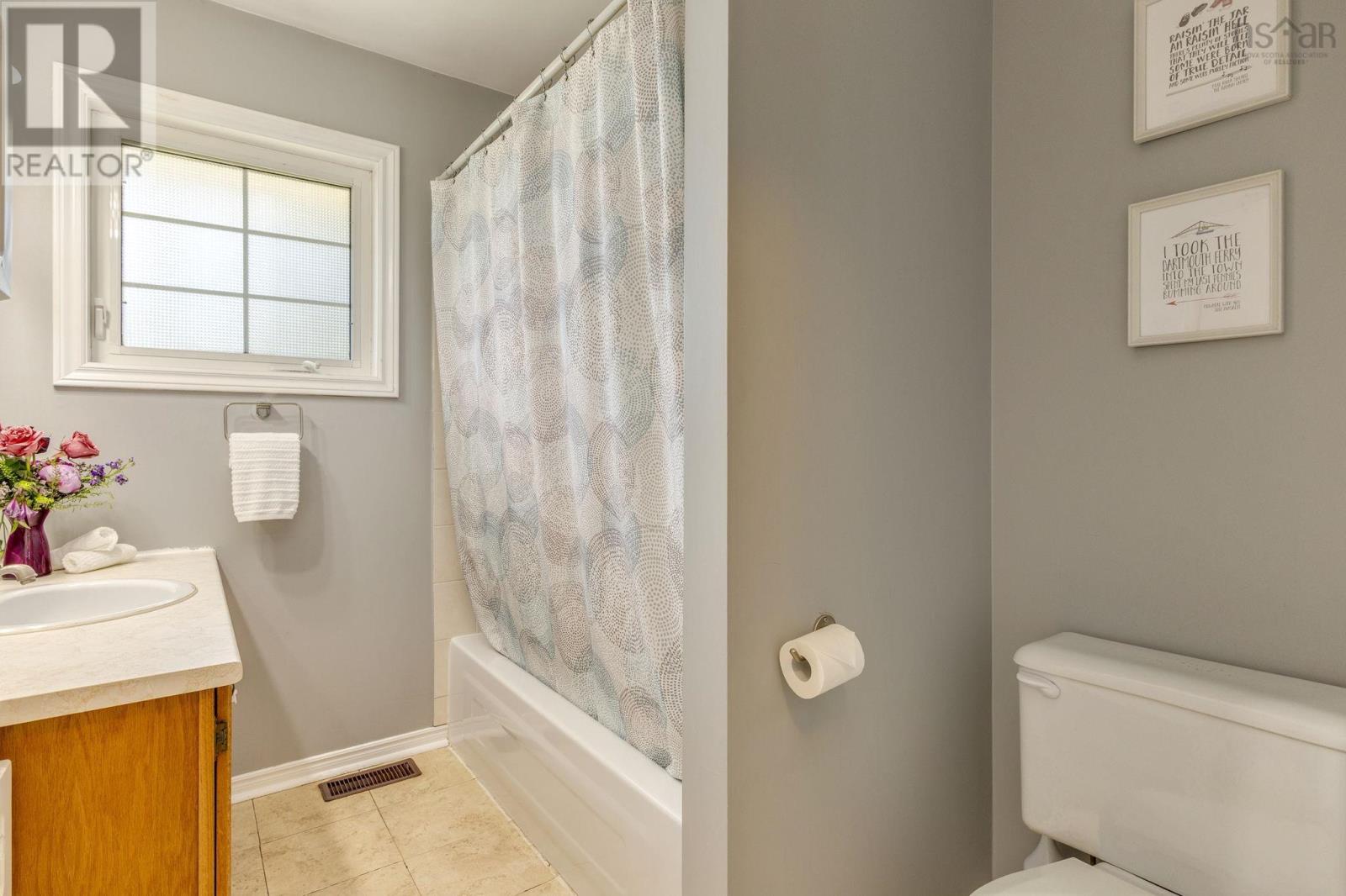 107 Shrewsbury Road - 21