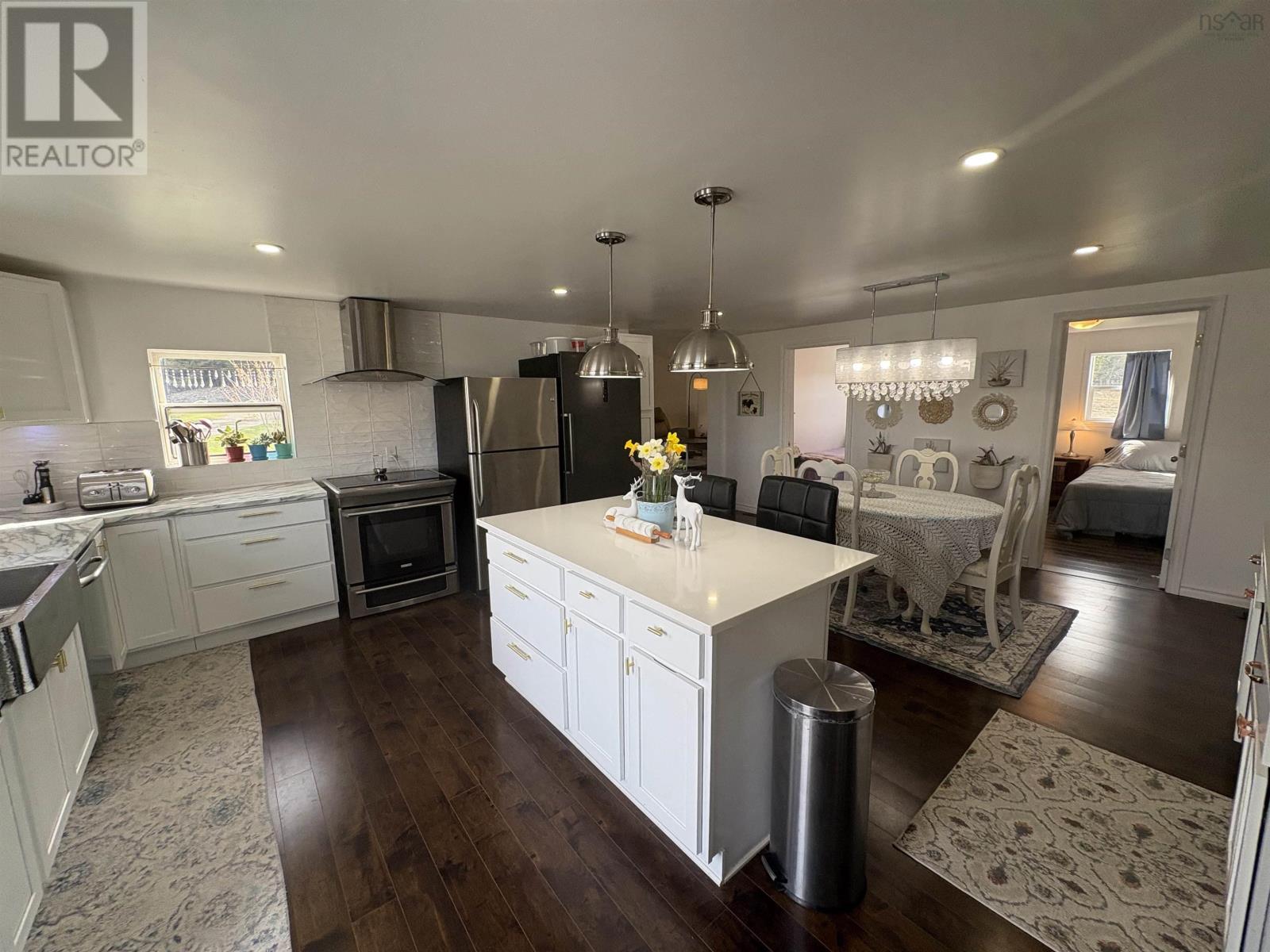 Property 25 of 29 of 1379 Salmon River Road