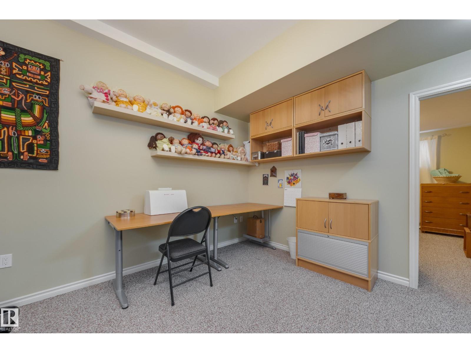 9327 75 AV NW — photo 38
