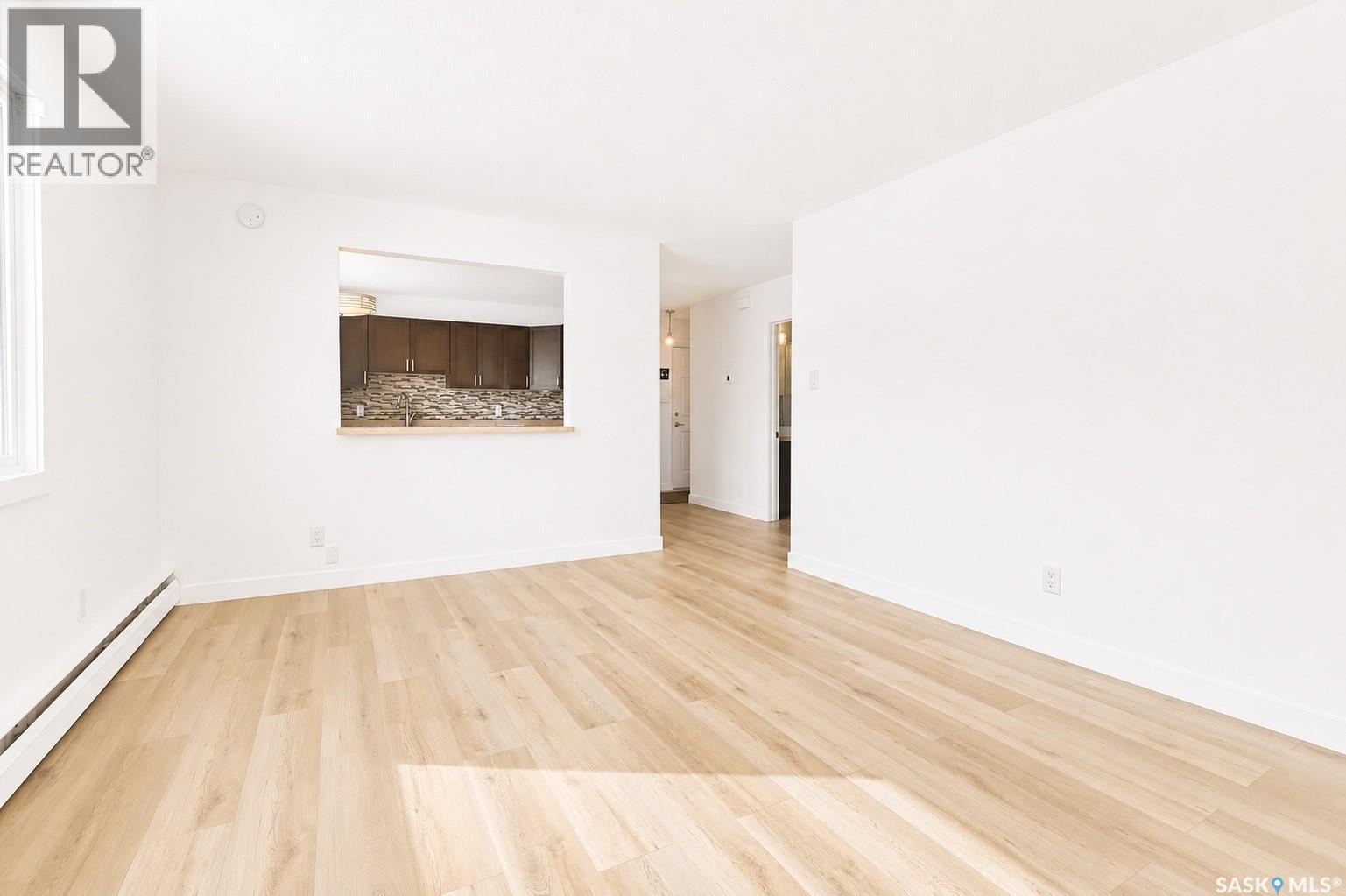#11 2121 Rae STREET - 6