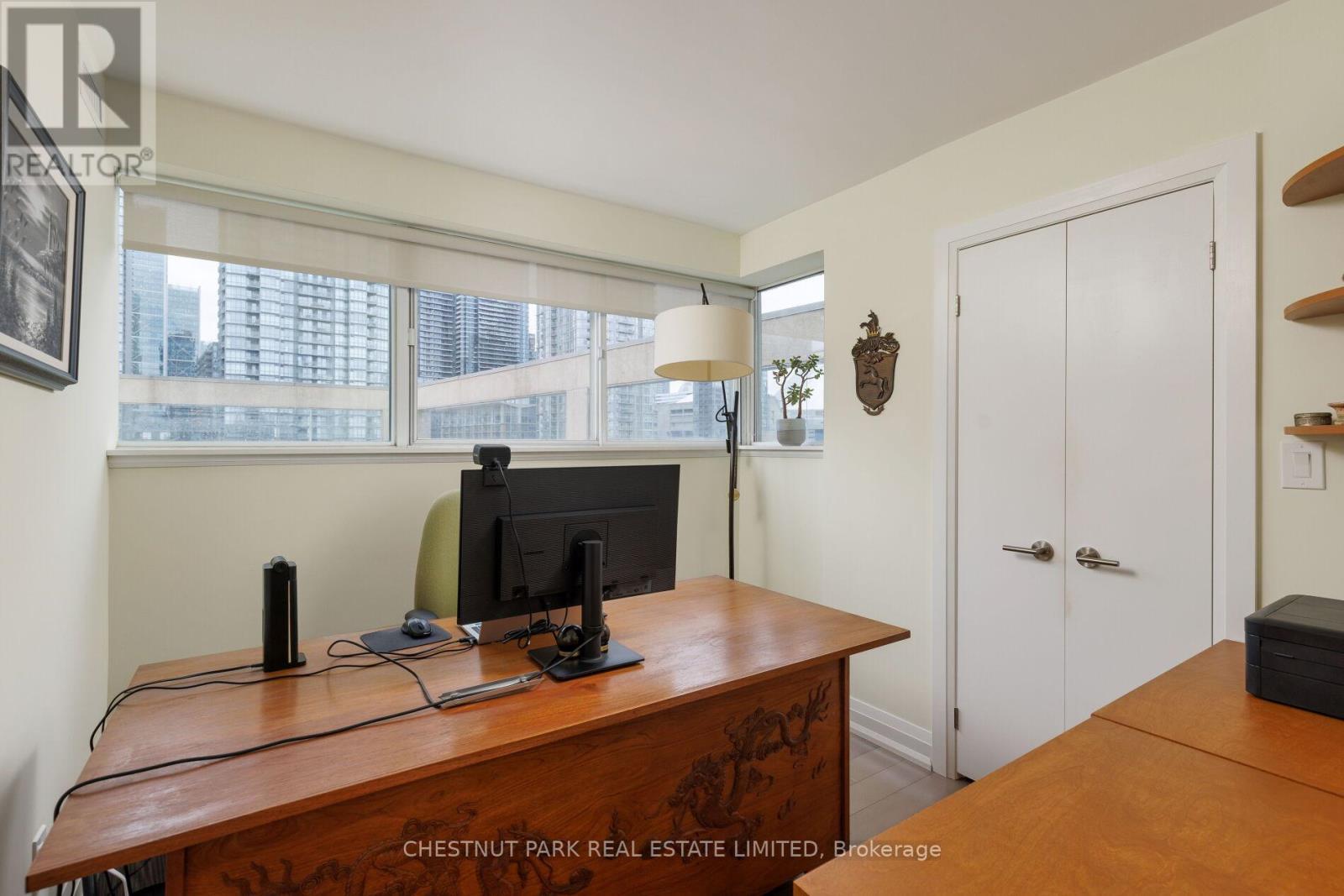 #605E 460 QUEENS QUAY W - 28