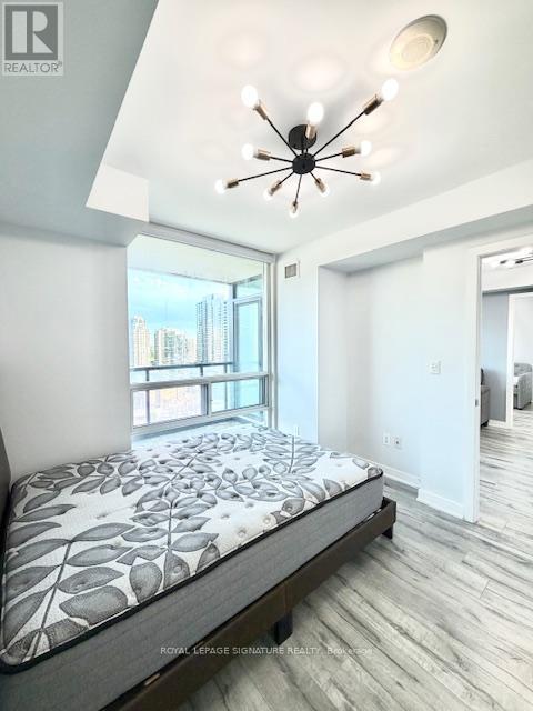 1401 - 5740 YONGE STREET