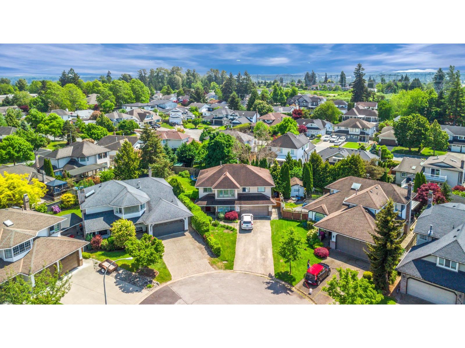 6084 185 STREET, Surrey