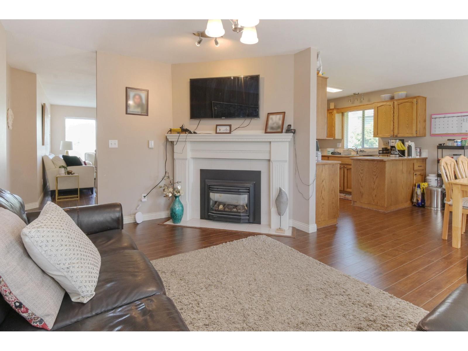 6084 185 STREET, Surrey