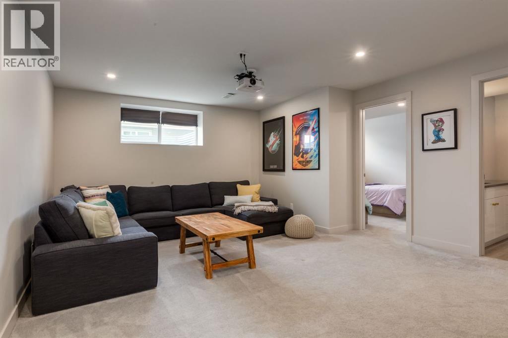 Family Room (Lower)