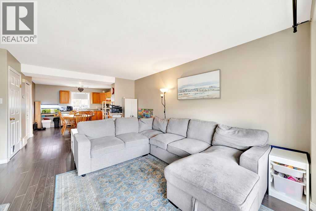 5121 23A Street - 7