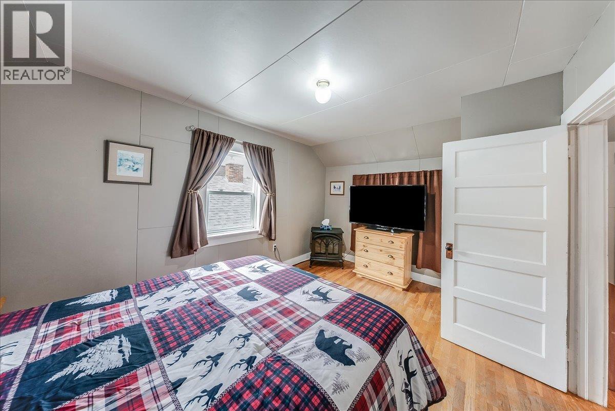 490 Austad Lane, Trail