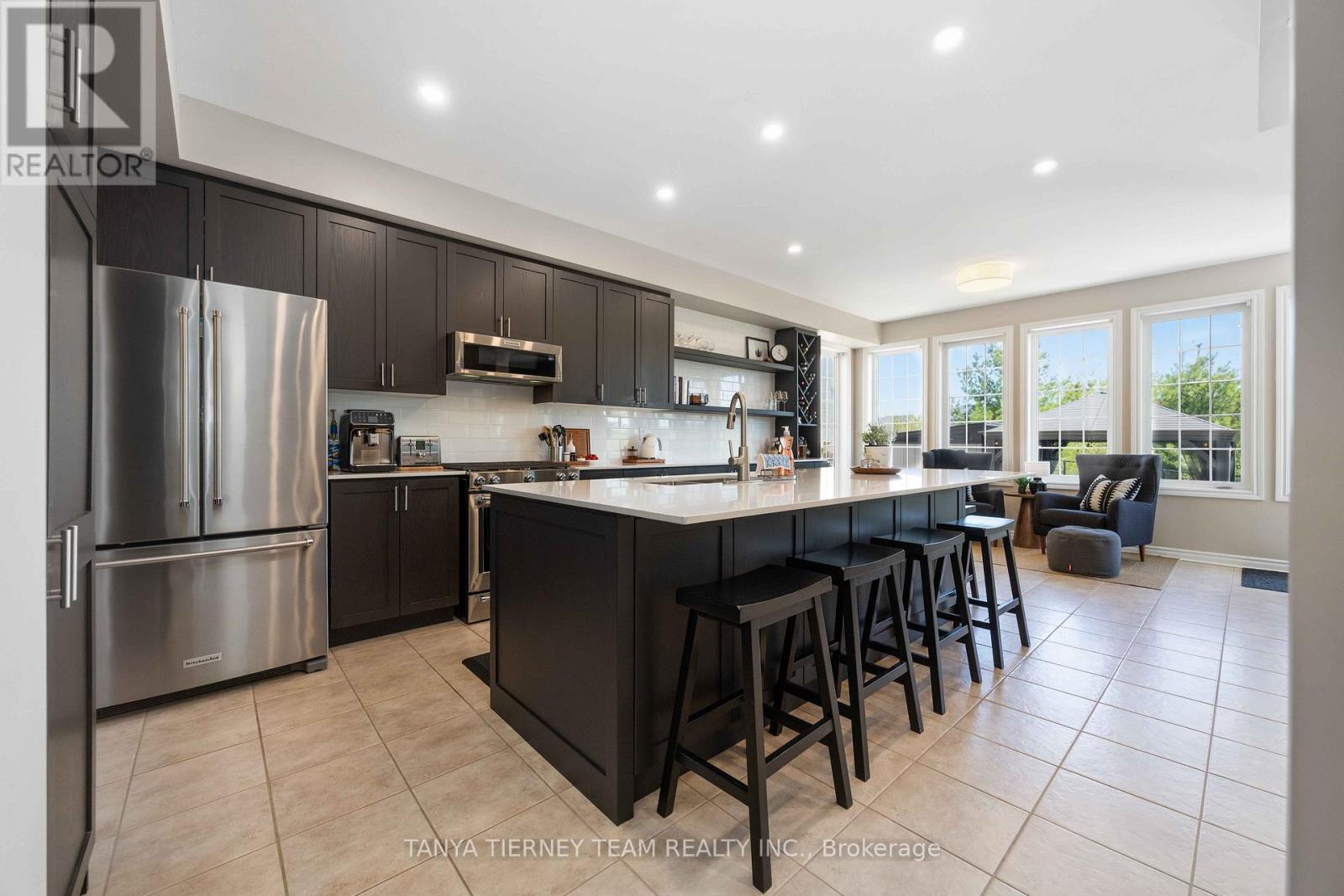303 CACHET BOULEVARD - 12
