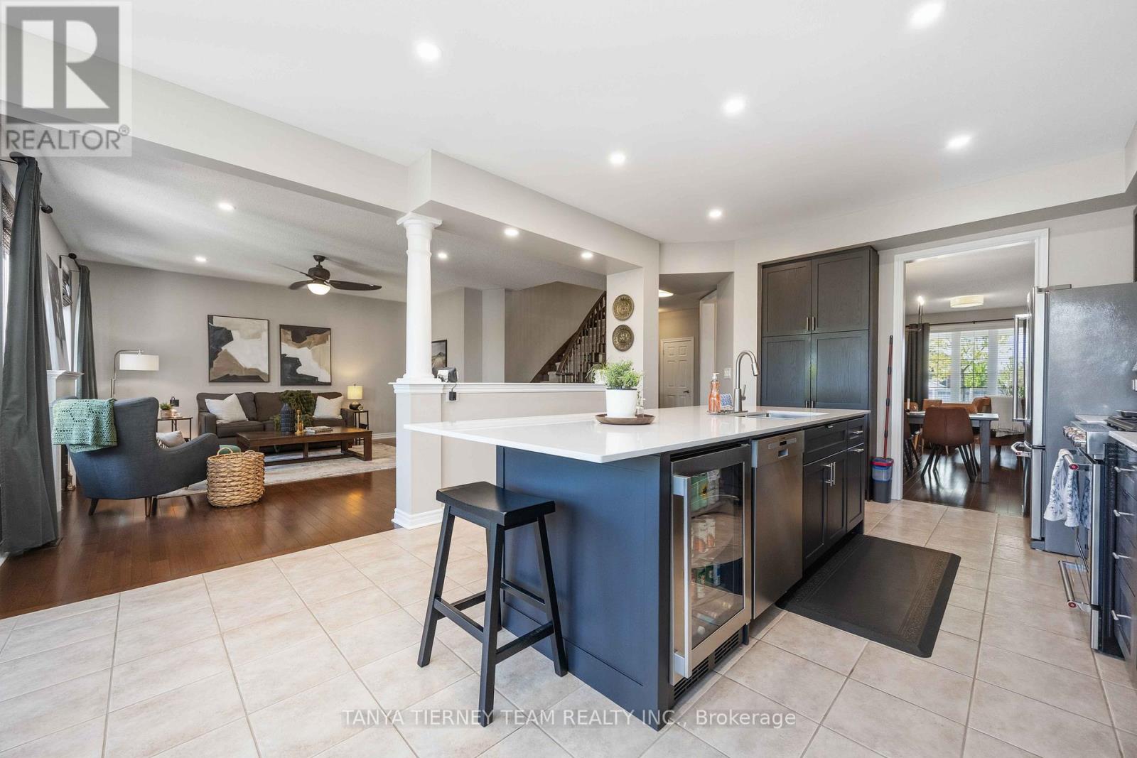 303 CACHET BOULEVARD - 15