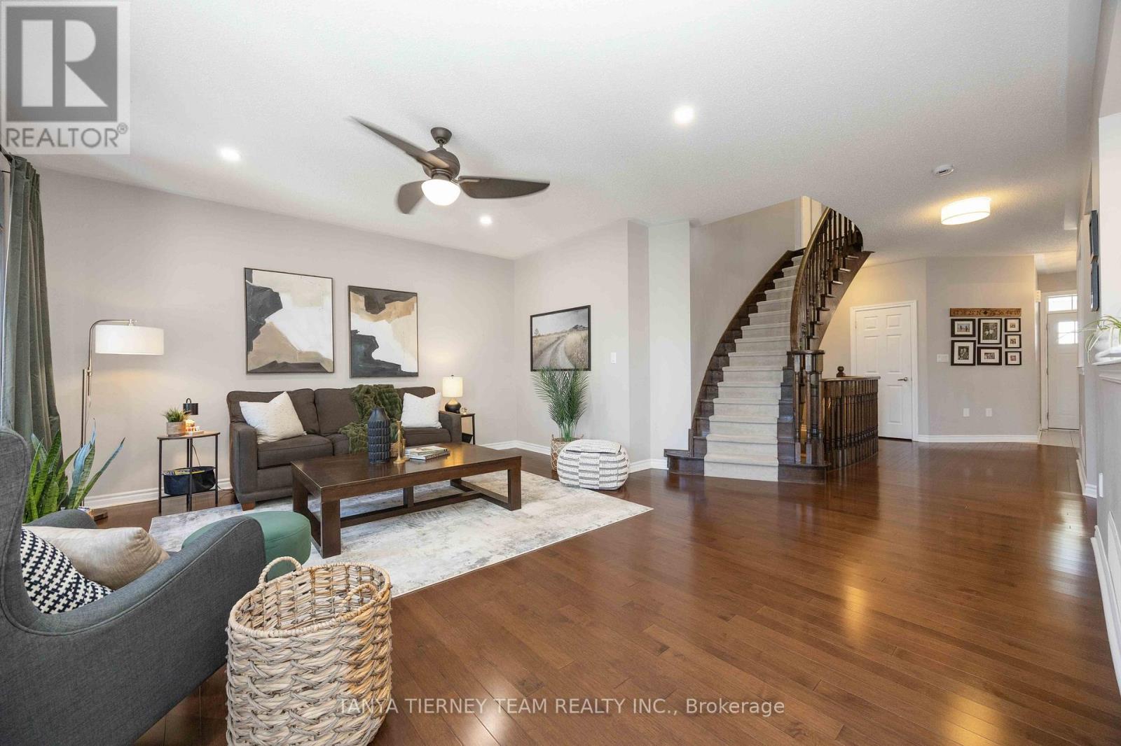 303 CACHET BOULEVARD - 17
