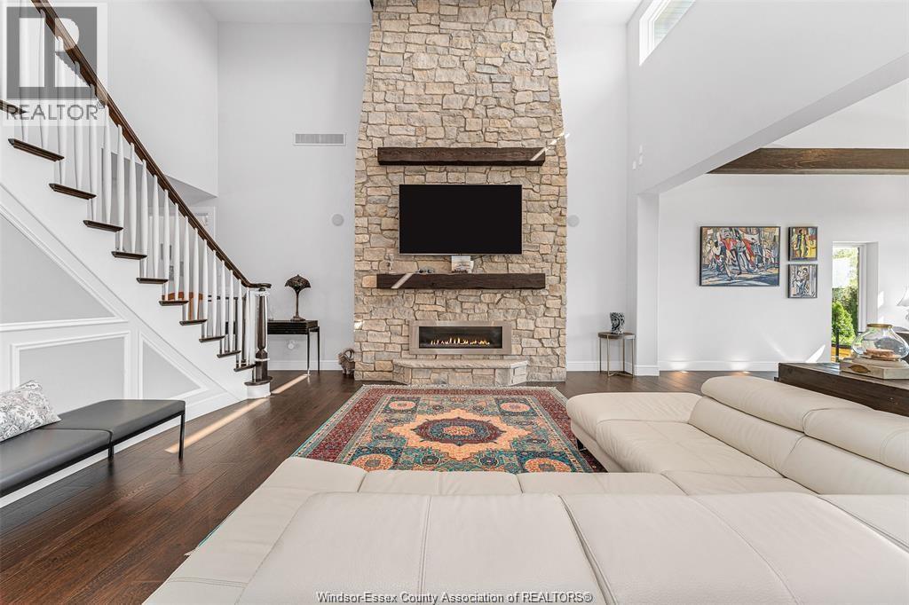 4076 ST. FRANCIS - 17