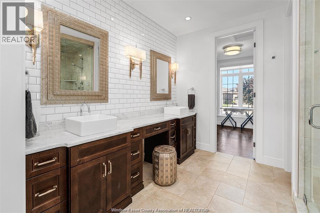 4076 ST. FRANCIS - 33