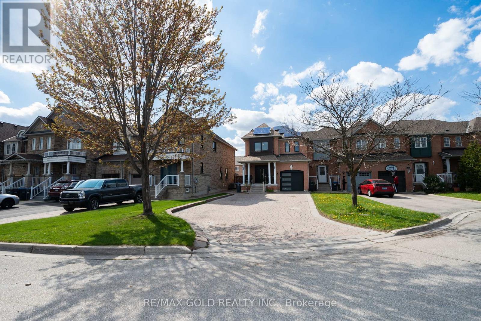 19 SPRING VALLEY COURT - 39