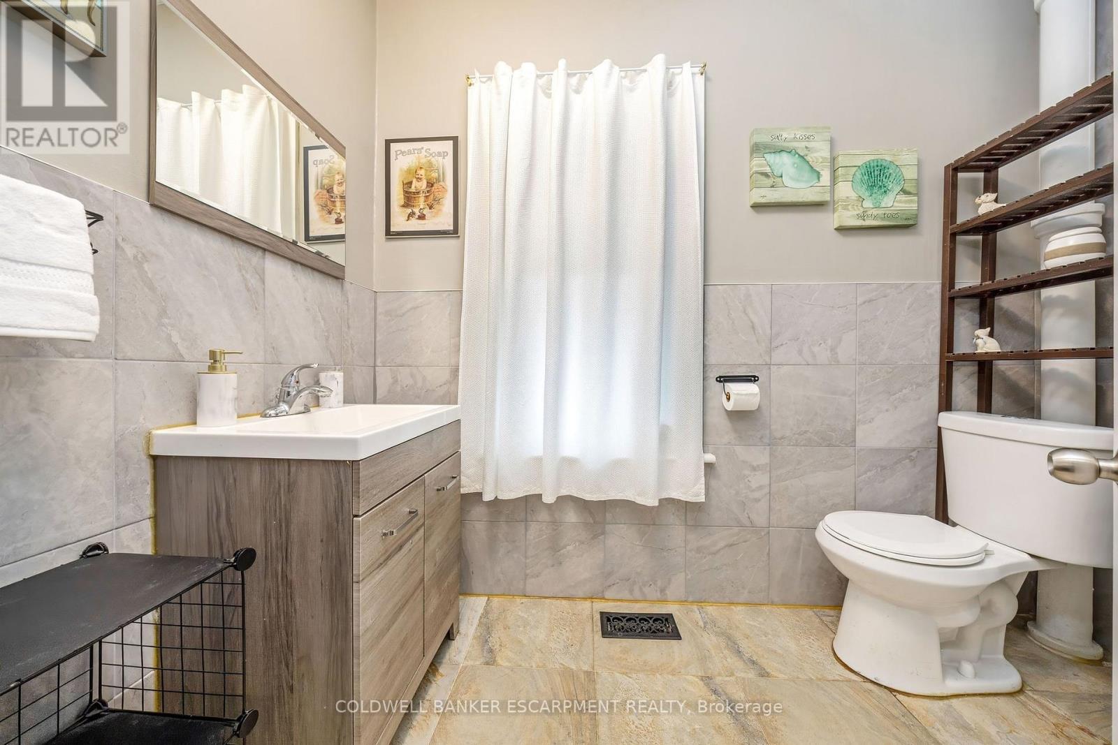 122 CEDAR STREET - 20