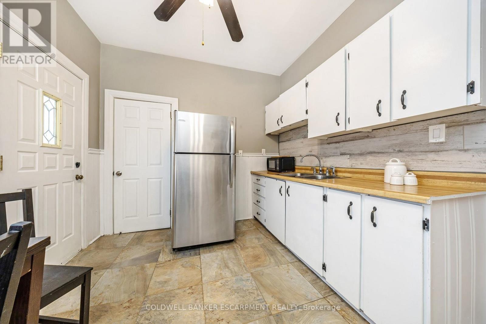122 CEDAR STREET - 19