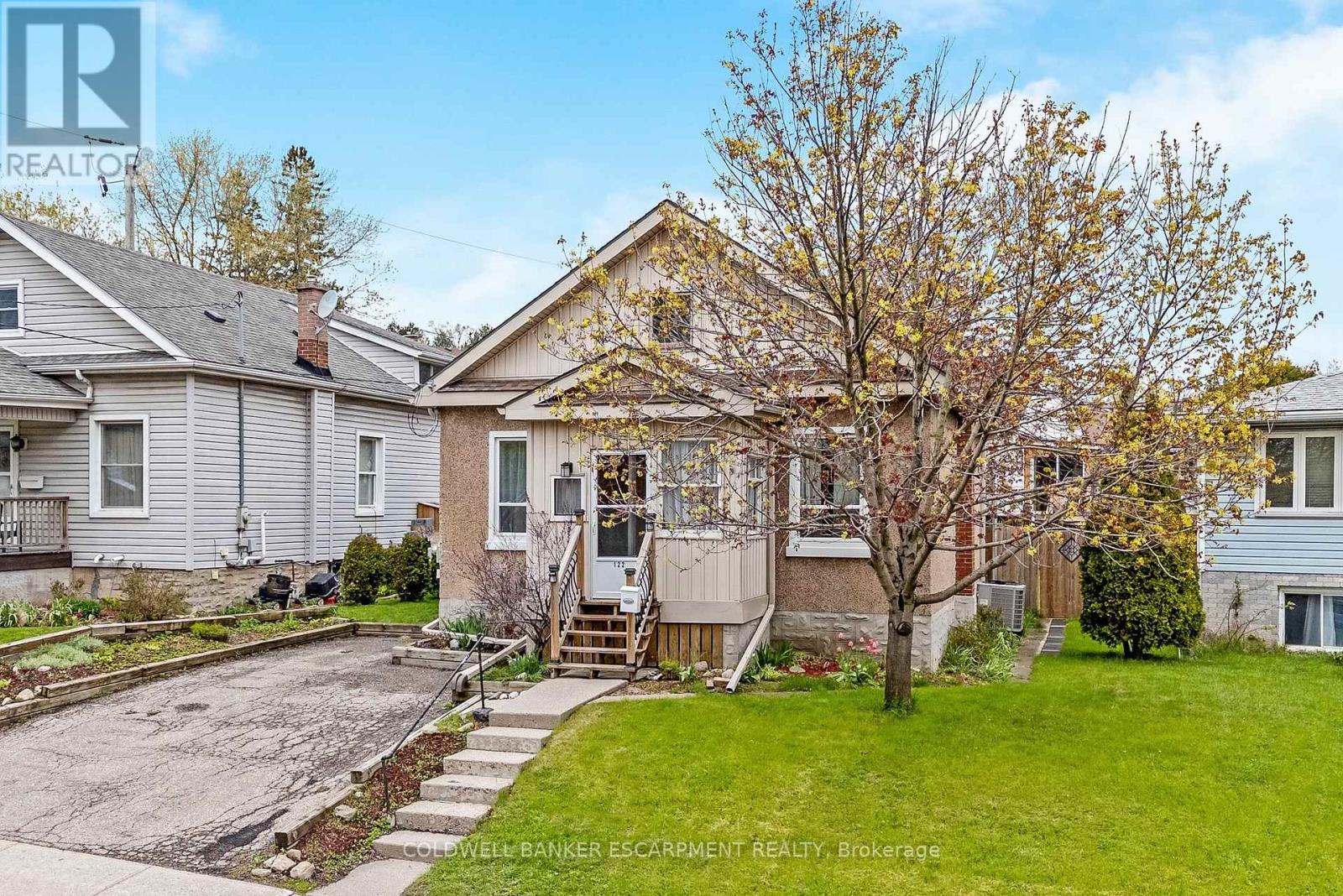 122 CEDAR STREET - 3