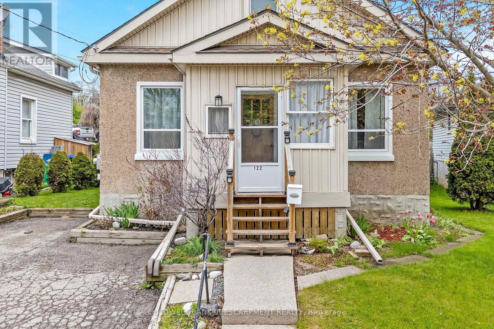 122 CEDAR STREET - 1