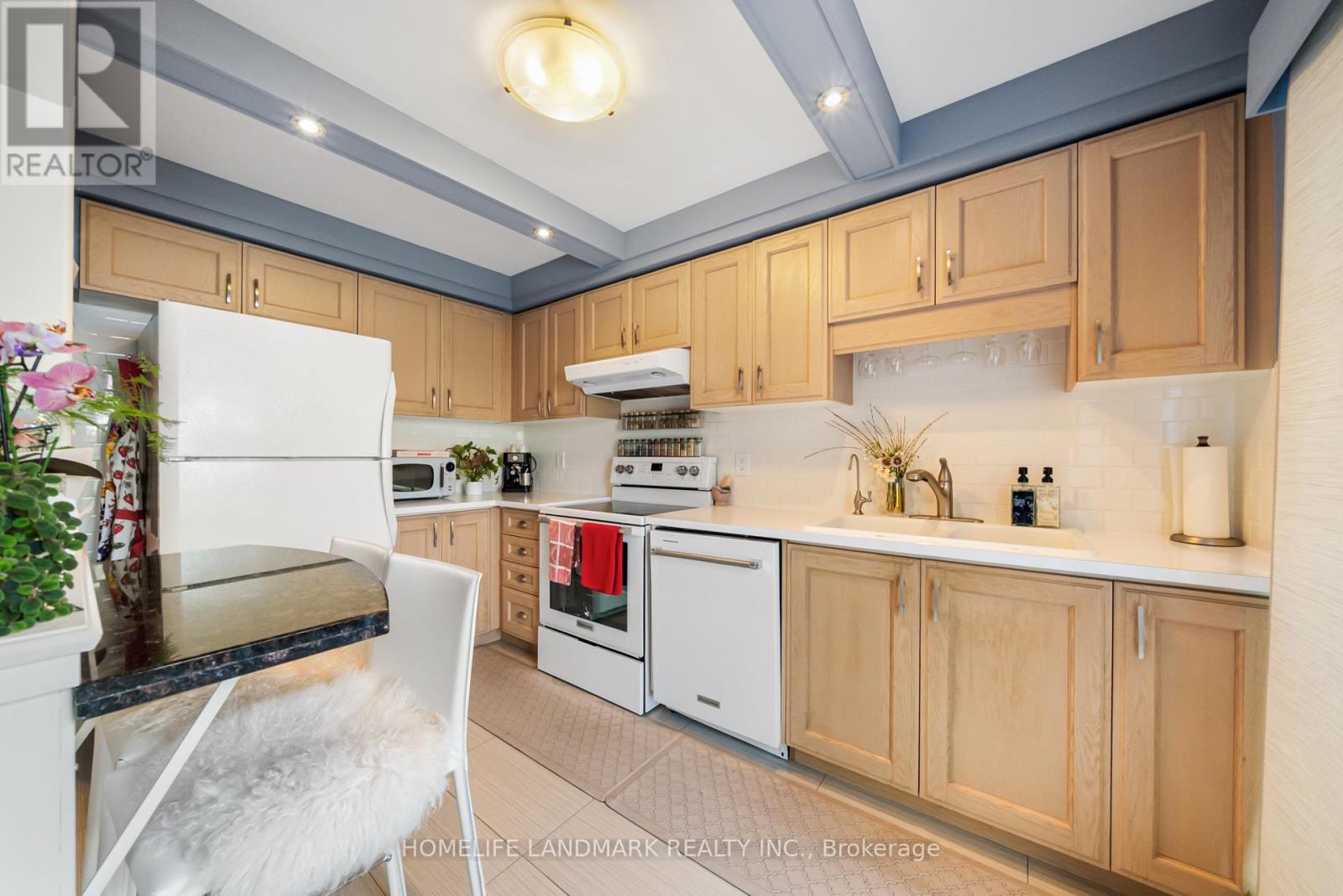 53 BLOOMGATE CRESCENT - 11