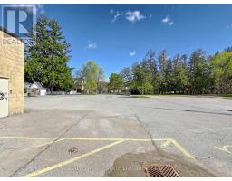 6376-6388 Main Street, Whitchurch Stouffville, ON L4A1G3 Photo 8