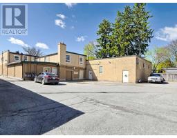 6376-6388 Main Street, Whitchurch Stouffville, ON L4A1G3 Photo 9