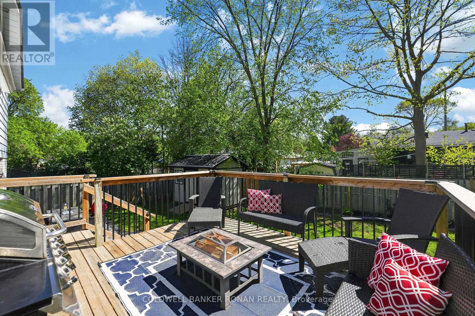 19 LARKDALE CRESCENT - 36