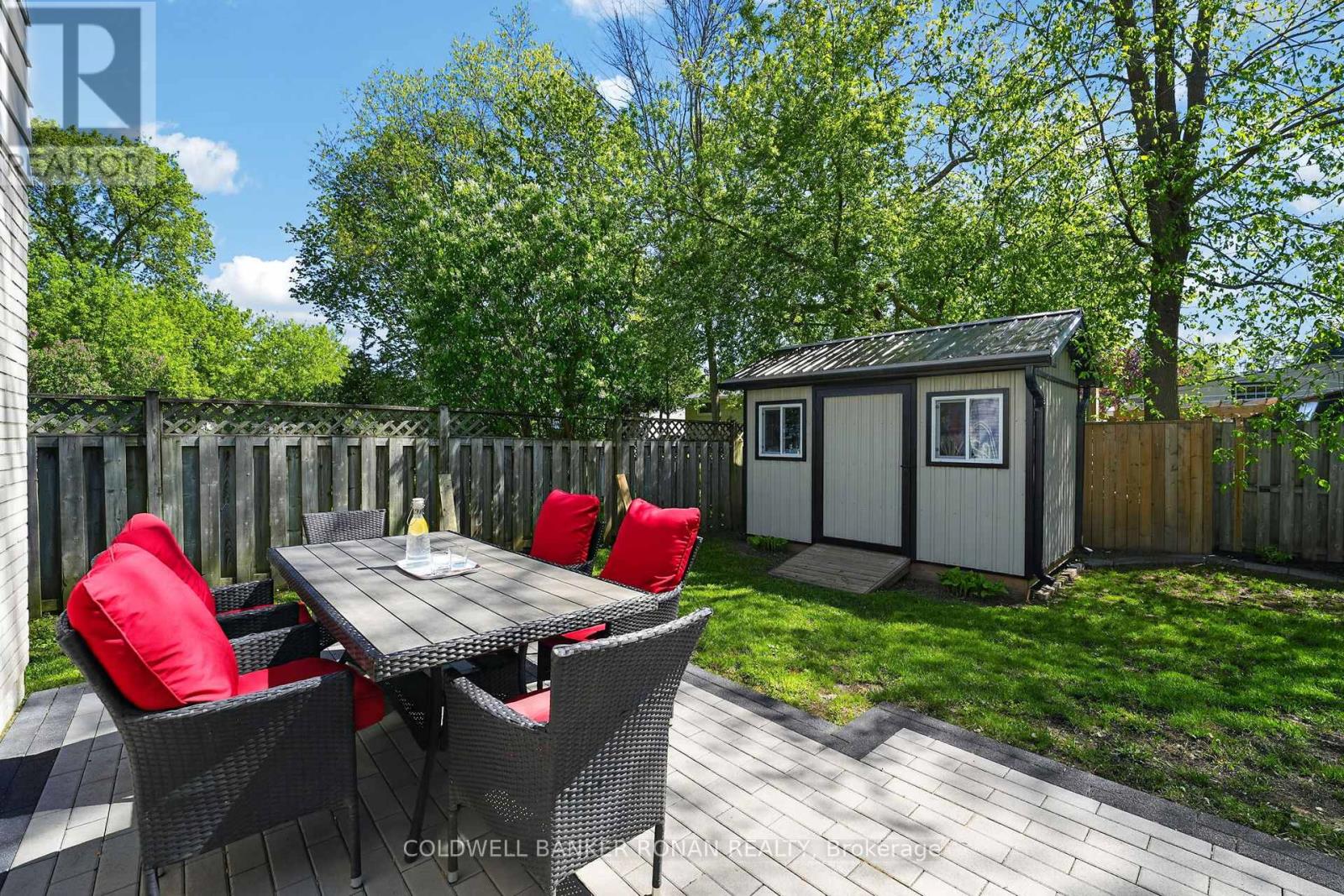 19 LARKDALE CRESCENT - 39