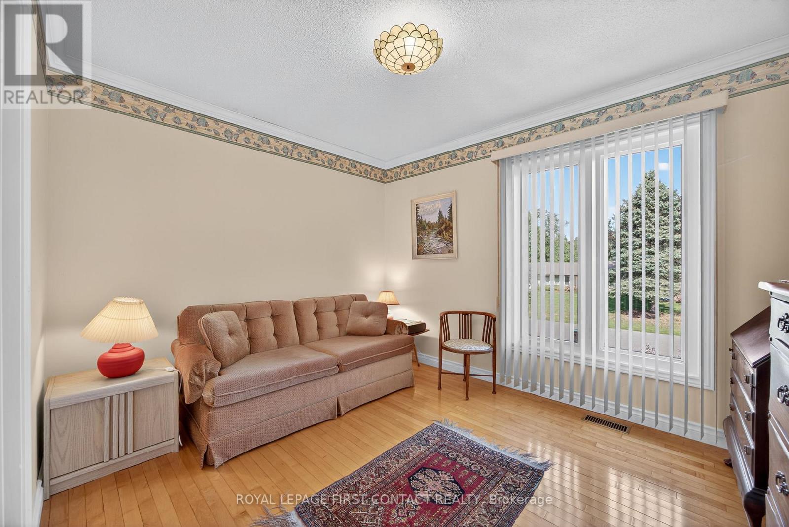 7 MAPLECREST ROAD - 32