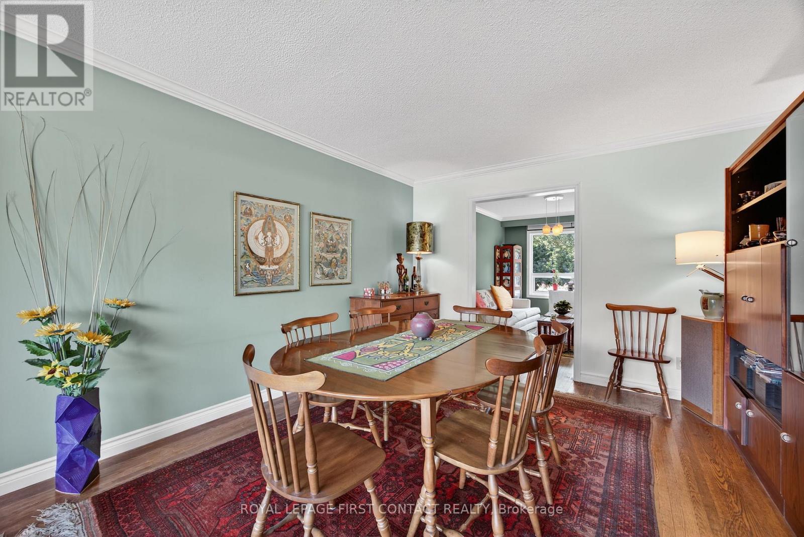 7 MAPLECREST ROAD - 8