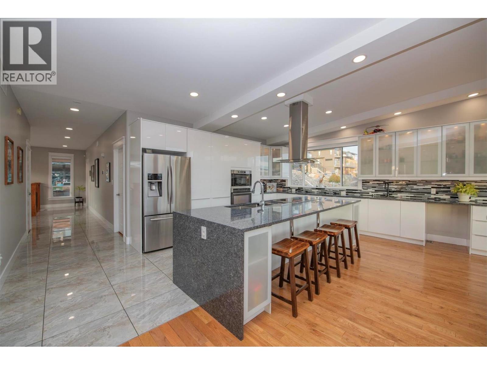 7505 Kennedy Lane, Vernon