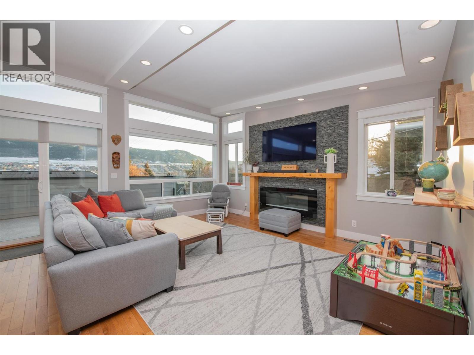 7505 Kennedy Lane, Vernon