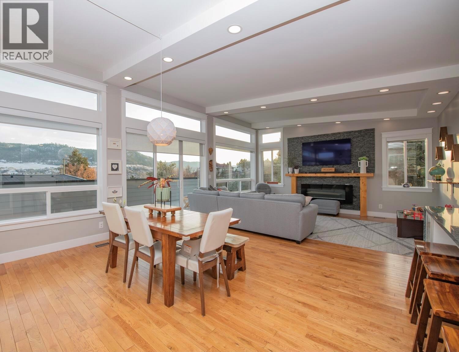 7505 Kennedy Lane, Vernon