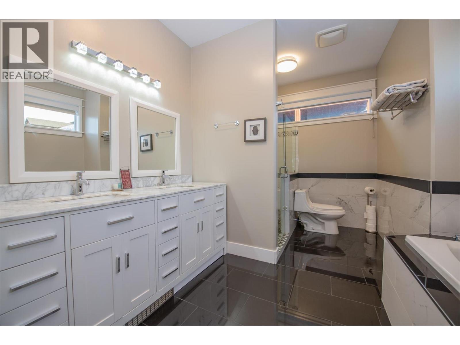 7505 Kennedy Lane, Vernon