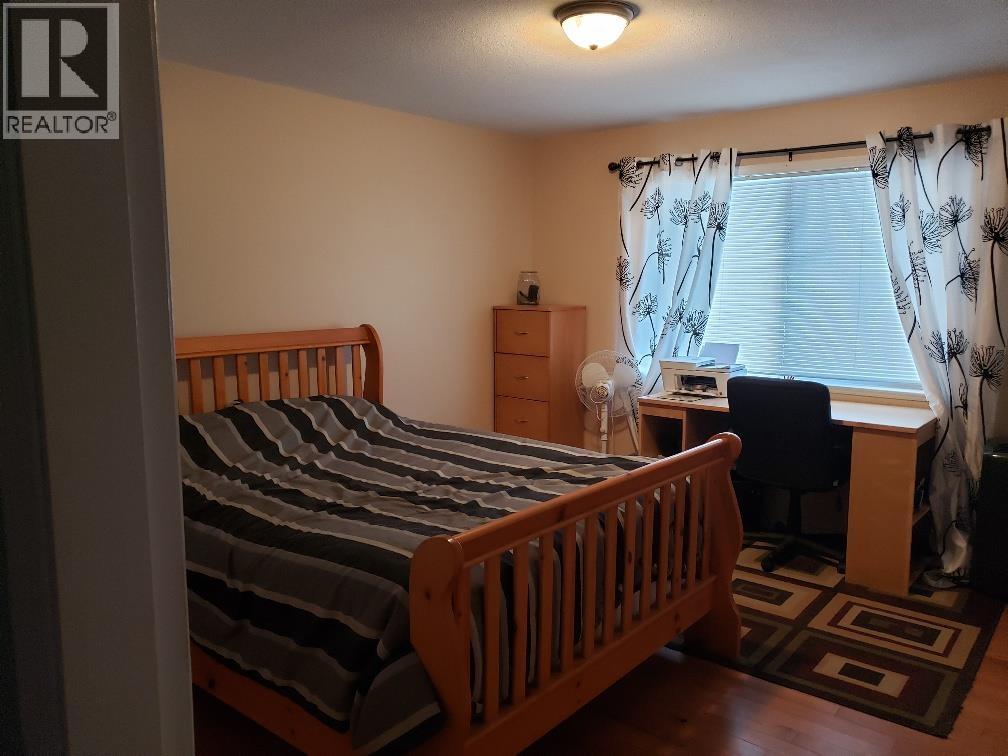 2455 KRESTON STREET - 7