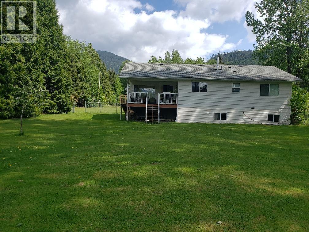 2455 KRESTON STREET - 12