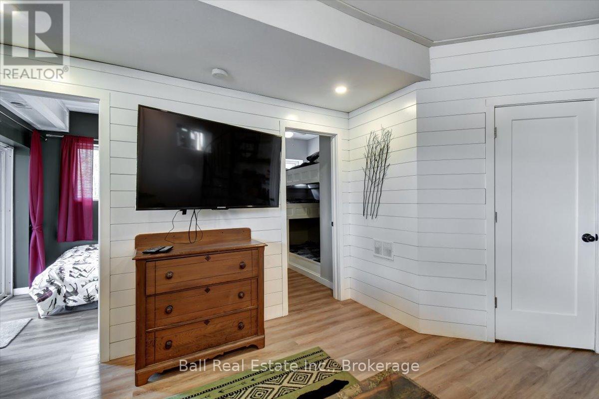 201 SIDDON LAKE PLACE - 38