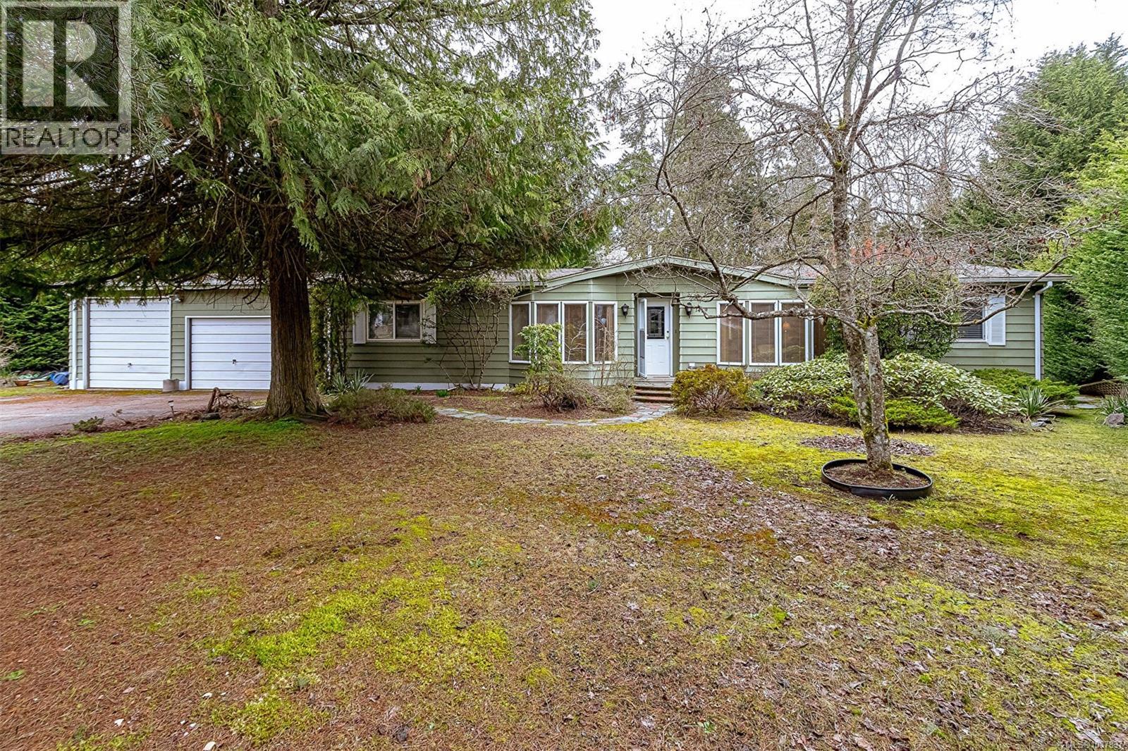 1459 Sunrise Dr, Parksville