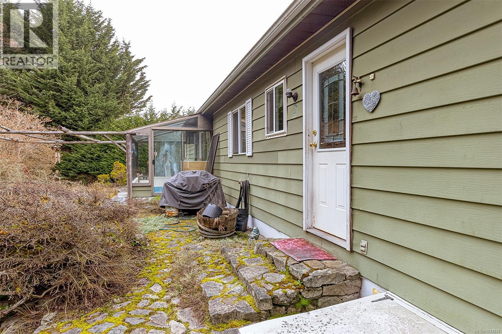 1459 Sunrise Dr - 39